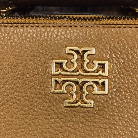 Tory Burch Britten Tan Pebbled Leather Small Top Handle Crossbody Case Bag Purse - Picture 2 of 12